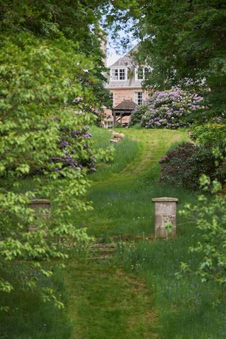 Idyllic 12 Bedroom Country Home Forres Luaran gambar