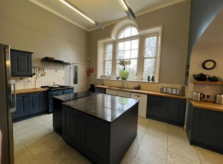 Idyllic 12 Bedroom Country Home Forres Luaran gambar