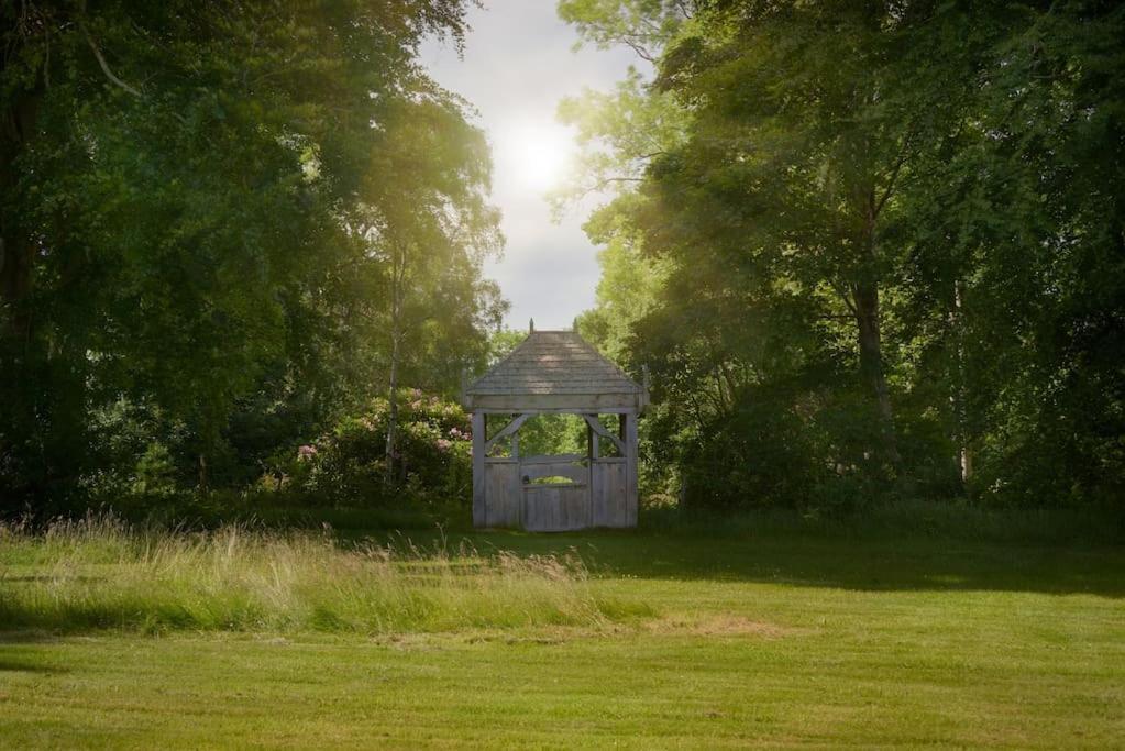 Idyllic 12 Bedroom Country Home Forres Luaran gambar